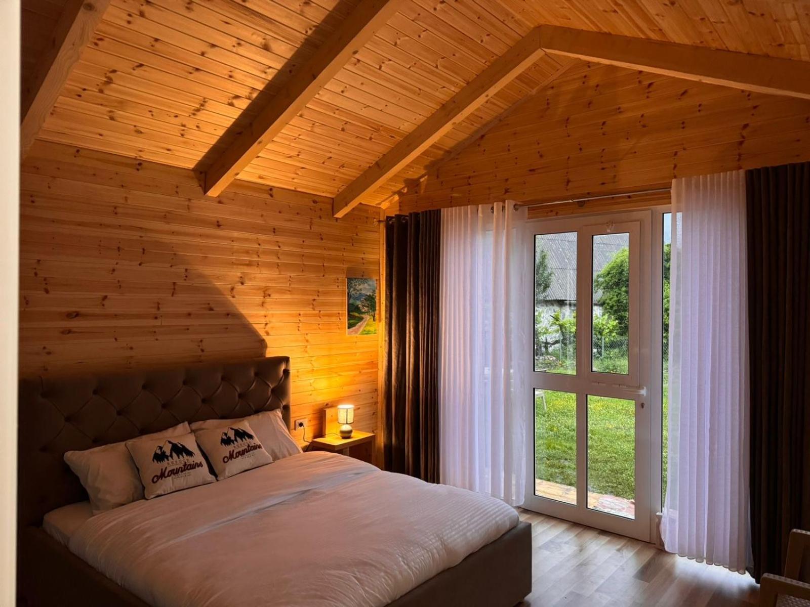 Thethi Mountain Villas Eksteriør billede
