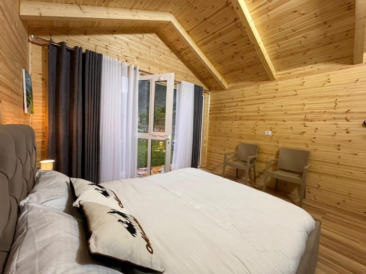 Thethi Mountain Villas Eksteriør billede