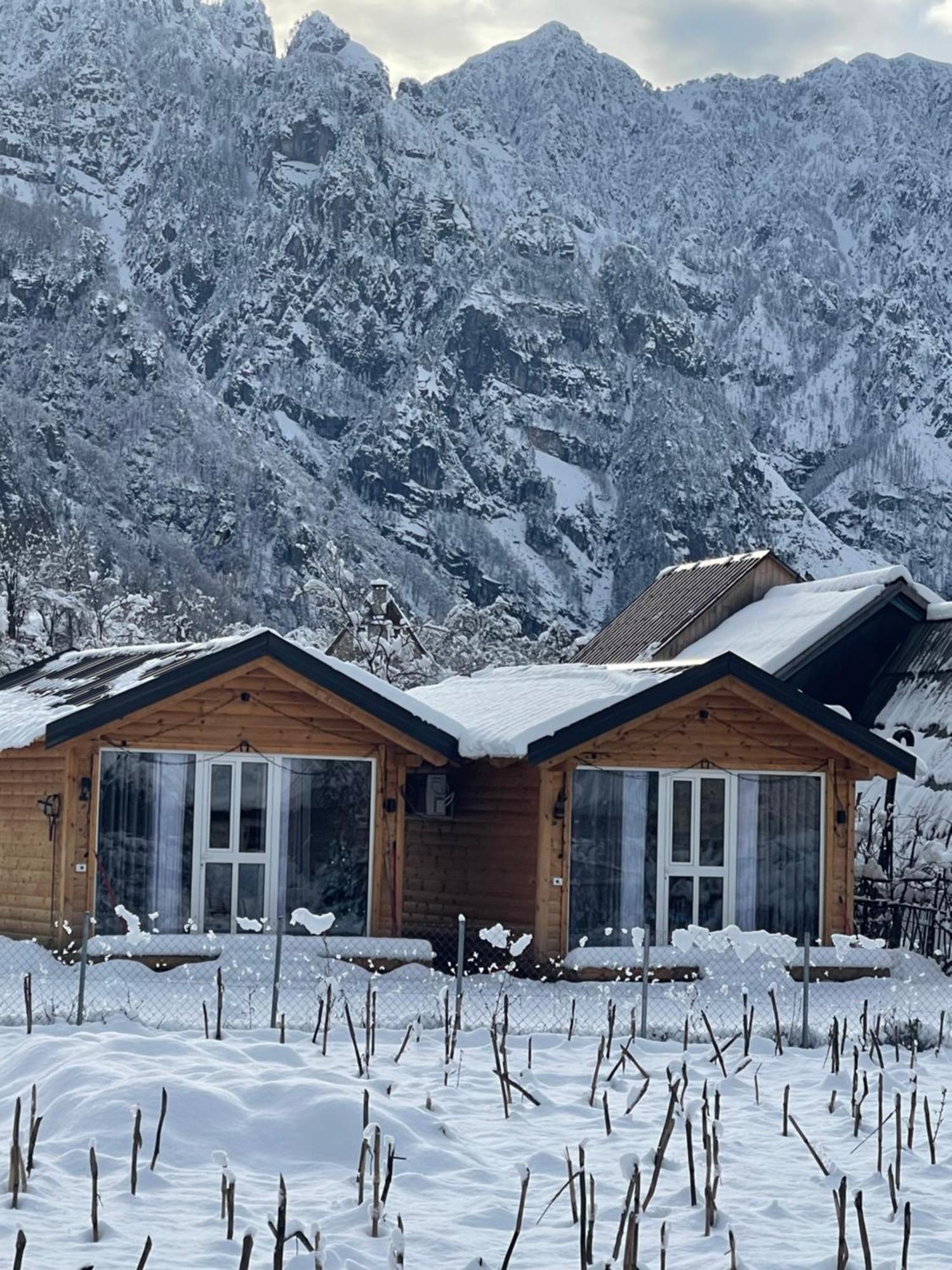 Thethi Mountain Villas Eksteriør billede